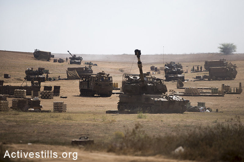 תותחים ישראלים על גבול עזה-ישראל, ה21 ליולי, 2014. (יותם רונן/אקטיבסטילס)
