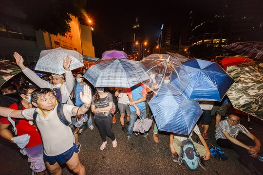 מחאת המטריות בהונג קונג (צילום: Alex Leung, פליקר CC BY-NC-SA 2.0)