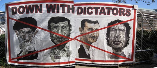 הדיקטטורים נפלו. ומה עכשיו? (פליקר CC BY 2.0)