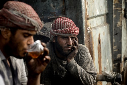  פועלים בעזה בשעת תה. צילום: אימאן מוחמד, עבור "גישה"