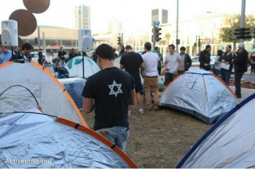 אוהלי המחאה חוזרים לשדרות רוטשליד. צילום: אורן זיו / אקטיבסטילס