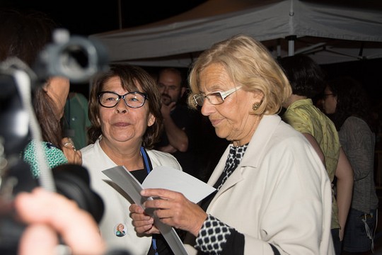 מנואלה קרמנה, ראשת "מדריד עכשיו", ביום הבחירות (Myriam Navas Ahora Mdrid CC BY-SA 2.0)