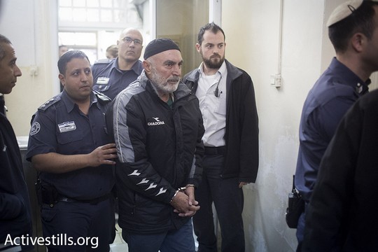 עזרא נאווי מובא לדיון הארכת מעצר, ירושלים, ינואר 2016 (אורן זיו / אקטיבסטילס)