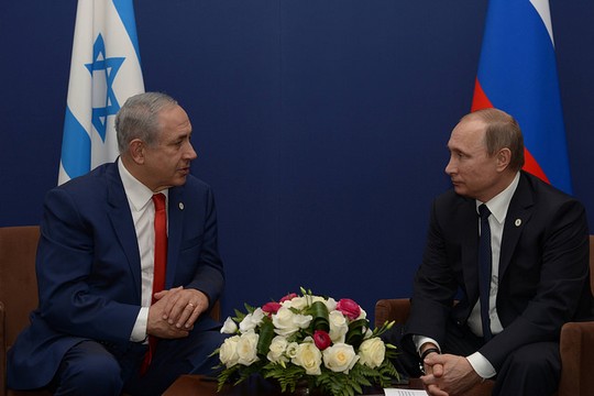 ולדימיר פוטין עם בנימין נתניהו, נובמבר 2015 (עמוס בן גרשום, לע"מ)