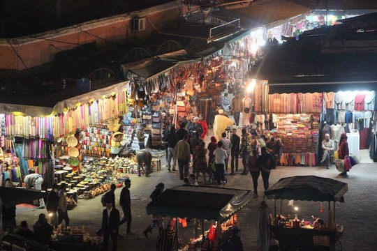 השוק במרקש, מרוקו (טל ויינטראוב)