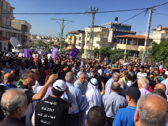 עצרת המחאה ליד בית משפחתו של מוחמד טאהה, כפר קאסם (חגי מטר)