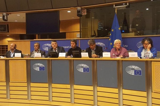 חברי כנסת מהרשימה המשותפת בביקור בפרלמנט האירופי בבריסל (צילום: דוברות הרשימה המשותפת)