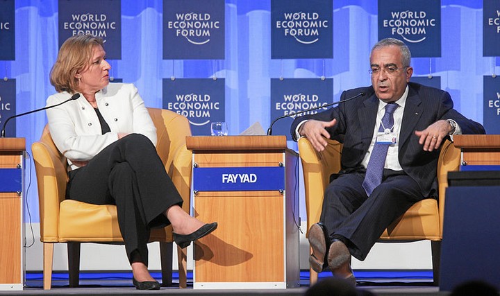 לבני כשרת החוץ עם ראש הממשלה דאז סלאם פיאד בפורום הכלכלי העולמי בדאבוס, ינואד 2008 (צילום: Andy Mettler, ויקימדיה, CC BY-SA 2.0)