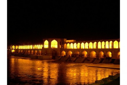 גשר חאג'ו באספהאן (Mohammadali F. CC BY-NC-SA 2.0)