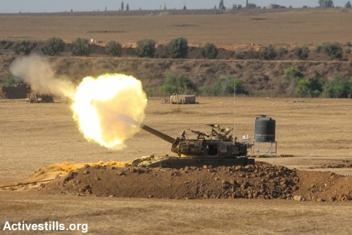 התותחים רועמים בגבול עזה (יותם רונן / אקטיבסטילס) התותחים רועמים בגבול עזה (יותם רונן / אקטיבסטילס)