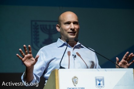 נפתלי בנט (אקטיבסטילס)