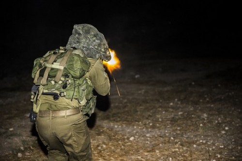 חייל יורה באימונים (אילוסטרציה: דובר צה"ל)