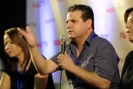 איימן עודה בכנס שלום עכשיו (צילום: שלום ענסי)
