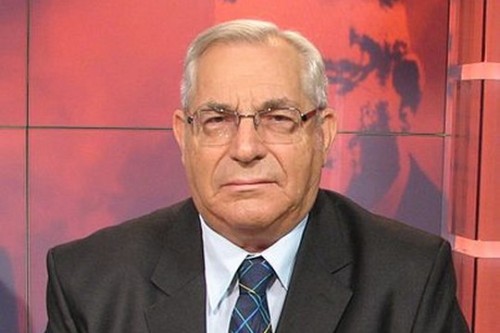 מוטי קירשנבאום 1939-2015 (Hanay, CC BY-SA 3.0)
