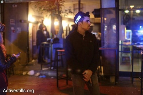 זירת אירוע הירי בפאב הסימטא ברחוב דיזינגוף בתל אביב. 1 בינואר 2016. (אורן זיו/אקטיבסטילס)