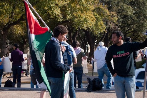 סטודנטים בטקסס בשבוע האפרטהייד (אילוסטרציה: monad68 CC BY 2.0) סטודנטים בטקסס בשבוע האפרטהייד (אילוסטרציה: monad68 CC BY 2.0)