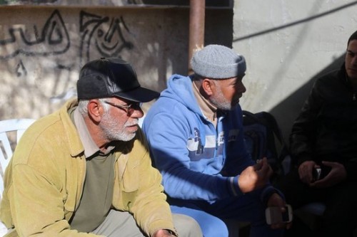 אביו של יונס אלבוריים ודודו (צילום: כארים אבו סמרה, באדיבות אתר We Are Not Numbers) אביו של יונס אלבוריים ודודו (צילום: כארים אבו סמרה, באדיבות אתר We Are Not Numbers)