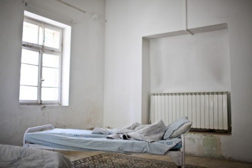 חדר אשפוז לנפגעי נפש בכפר שאול, ירושלים (נועם מוסקוביץ / פלאש90)