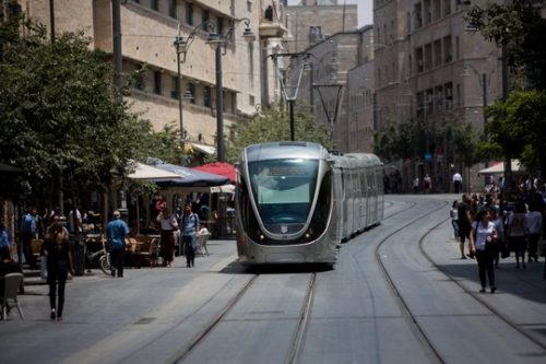 הרכבת הקלה בירושלים (יונתן סינדל/פלאש90)