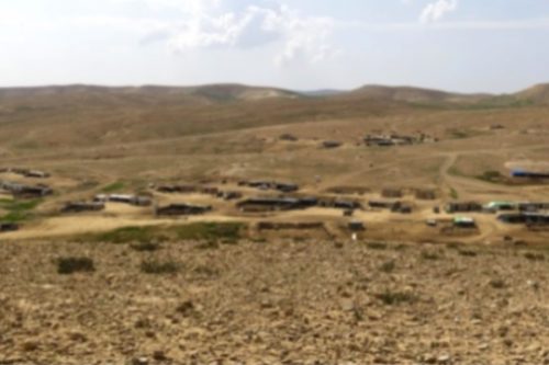 300 תושבי כפר דקייקה בדרום הר חברון עומדים בפני גירוש