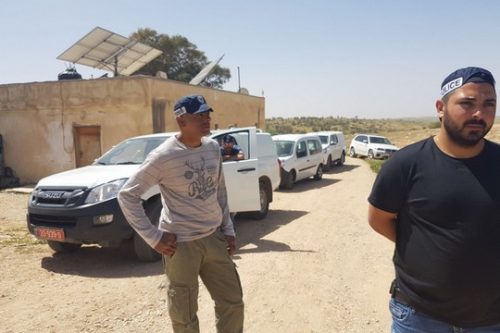 רשות מקרקעי ישראל חילקה צווי פינוי לסוף אפריל באום אל חיראן