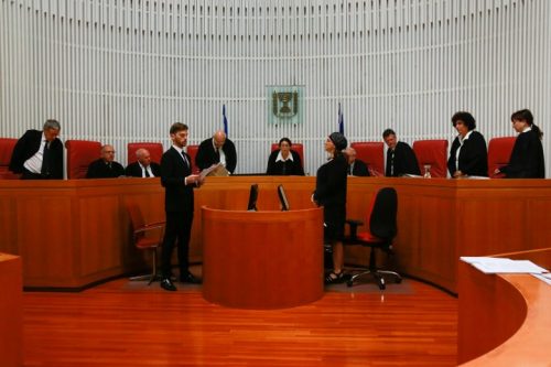 דיון בבג"ץ נגד חוק ההסדרה (צילום: יונתן זינדל / פלאש 90) דיון בבג"ץ נגד חוק הסדרה. (יונתן זינדל / פלאש 90)