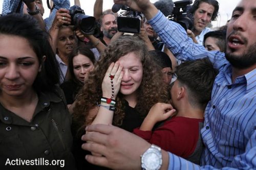 עהד תמימי עם שחרורה מהכלא (אורן זיו/אקטיבסטילס)