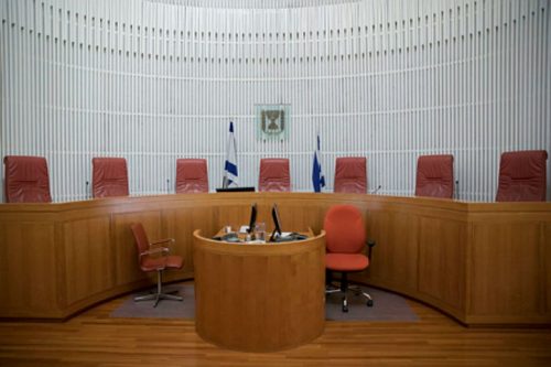 המערכת עוברת טרנספורמציה לכיוון קולוניאליזם בחסות בית משפט עליון. אולם בית המשפט העליון בירושלים (יונתן זינדל/ פלאש 90)