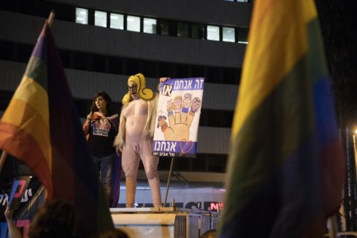 "שושקה" מפגין מול אירוע בחירות של הליכוד בתל אביב (אורן זיו/ אקטיבסטילס)