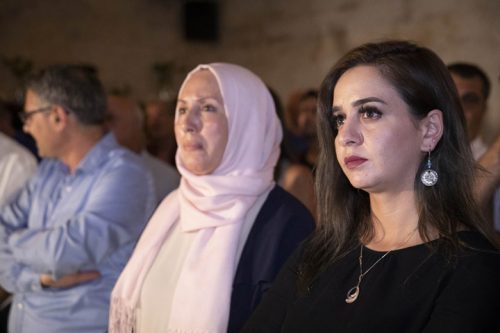 רוצה להקים משקל נגד נשי לארבעת הגברים שמנהלים את הרשימה. ח'טיב יחד עם סונדוס סאלח שתיכנס אתה לכנסת (צילום: אורן זיו)