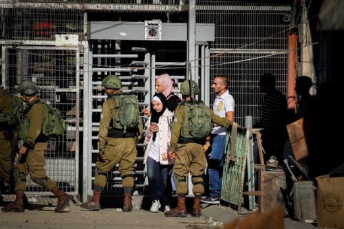 מחסומים בחברון, יולי 2019 (צילום: וויסאם השלמון / פלאש90)