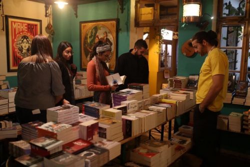 הספר הוא אויב: ישראל אסרה כניסת ספרים מלבנון