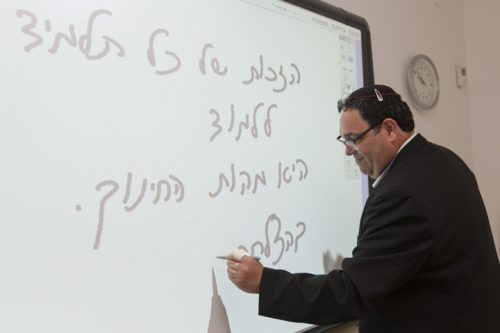 שר החינוך לשעבר, שי פירון, ב-2013 (צילום: פלאש90)