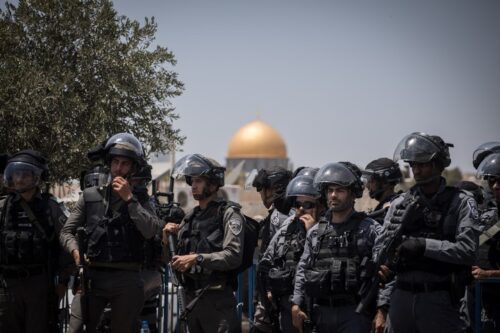 האם ימצאו הגורמים שירסנו את המשטרה ויגרמו לה לוותר על התנגשות מיותרת? (הדס פארוש / פלאש 90)