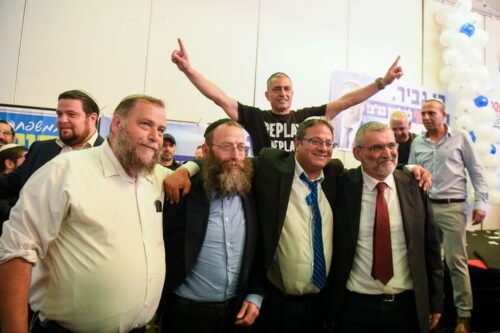 חברי מפלגת עוצמה יהודית, מיכאל בן ארי (מימין), איתמר בן גביר, ברוך מרזל ובנצי גופשטיין, במהלך קמפיין הבחירות ב-6 באפריל 2019 (צילום: פלאש90)