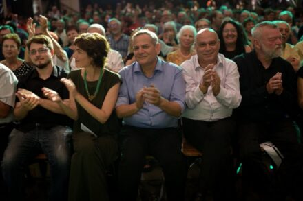 אנחנו הבנו את המסר, וגם אתם: שיבוץ ערבי אחד במקום ריאלי כלשהו לא עושה את העבודה ברחוב הערבי. (צילום: גילי יערי / פלאש 90)
