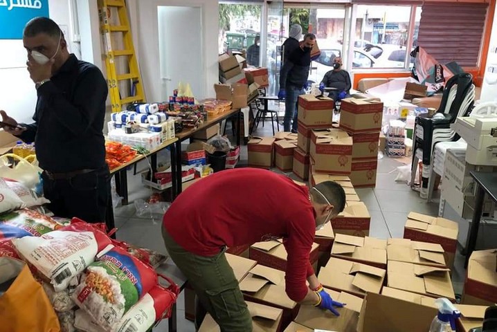 יוזמה לחלוקת מזון לנזקקים בחיפה, שהקים בלאל אלחוסרי (צילום: באדיבות אלחוסרי)