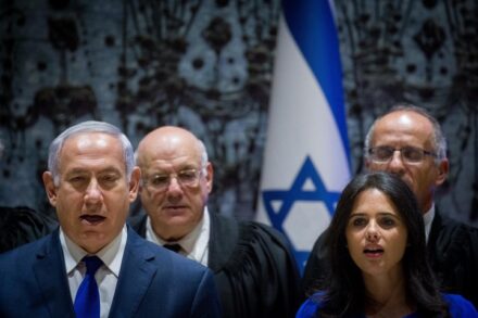 שקד, בנט וסמוטריץ' לא יזילו דמעה אם נתניהו ילך לכלא, אבל הם יקרעו קריעה אם מערכת המשפט תיפול "בידי השמאל" (צילום: מרים אלסטר / פלאש 90)