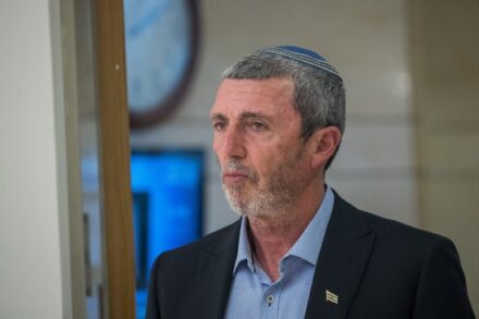 לכל המשרדים היו תוכניות, חוץ מלמשרד החינוך. שר החינוך רפי פרץ (צילום: יונתן זינדל / פלאש 90)