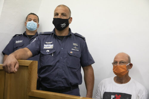 הדיון במעצר של אמיר השכל, גיל המרשלג וסדי בן שטרית, בבית המשפט השלום בירושלים, ב-27 ביוני 2020 (צילום: אורן זיו)
