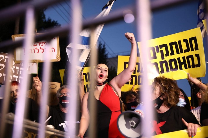 הפגנה מול מעון ראש הממשלה בבלפור בירושלים, ב-14 ביולי 2020 (צילום: אורן זיו)