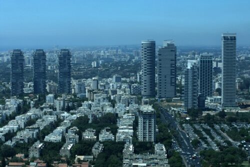 למה מחירי הדיור בתל אביב לא צונחים?