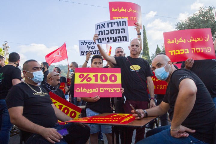 200,000 מובטלים נוספו בחברה הערבית. הפגנה של מסעדנים ערבים בחיפה נגד הפגיעה הכלכלית (צילום: פלאש 90)
