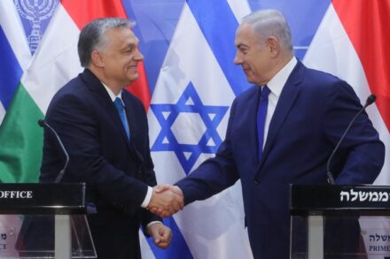 נתניהו מאמץ את "הדמוקרטיה הלא ליברלית" של ויקטור אורבן. נתניהו ואורבן בפגישתם בירושלים ב-2018 (צילום: מרק ישראל סלם)