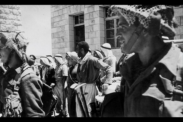 המשטרה נטלה במודע את תפקידי הממשל הצבאי. חיילים בפר קאסם ב-10949 (צילום: לע"מ)