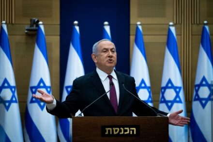 ראש הממשלה, בנימין נתניהו, מוסר הצהרה לתקשורת בכנסת, ב-2 בנובמבר 2020 (צילום: יונתן זינדל / פלאש90)
