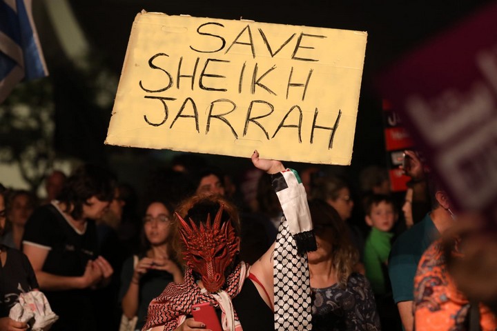 הפגנה למען שותפות יהודית-ערבית בכיכר הבימה בתל אביב, ב-22 במאי 2021 (צילום: אורן זיו)