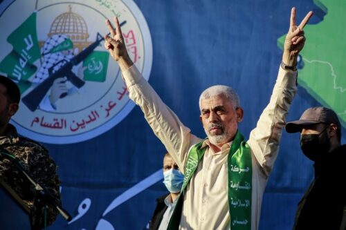 יחיא סינוואר, מנהיג החמאס, בעצרת בעיר עזה ב-24 במאי 2021 (צילום: עטיה מוחמד / פלאש90)