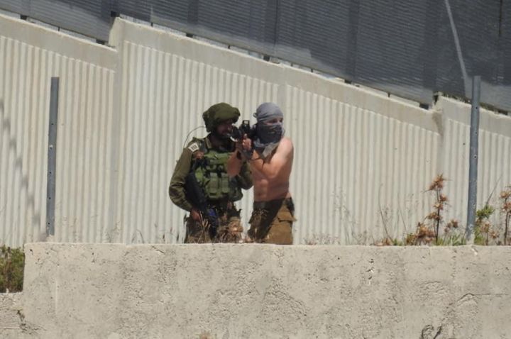 חייל ואזרח בהתקפה על עוריף ב-14 במאי 2021 (צילום באדיבות מאזן שחאדה)