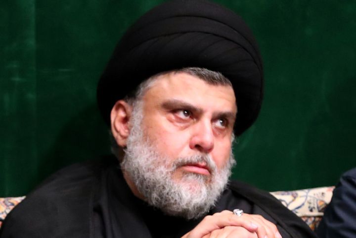 מתנגד למעורבות זרה - איראנית ואמריקאית. מוקתדא אל-סאדר, שזכה בהכי הרבה מושבים בבחירות בעיראק (צילום: ויקימדיה CC BY 4.0)